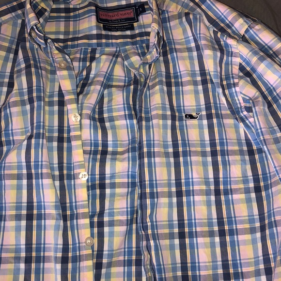 Men’s Vineyard Vines Button Down Shirt - Picture 2 of 3